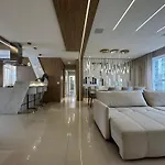 Ca02- 4 Suites| Alto Padrao| 2 Vagas Garagem