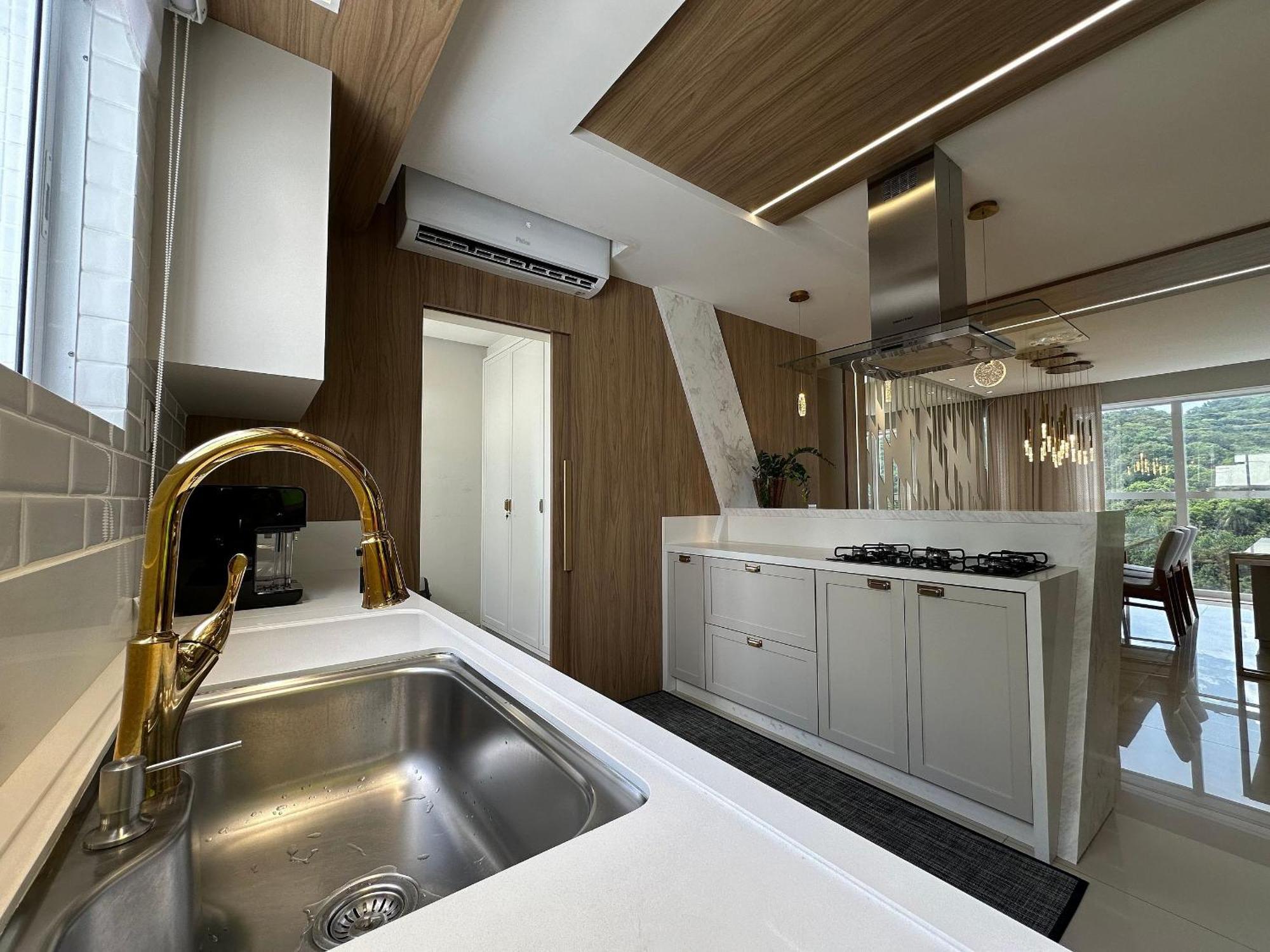 Ca02- 4 Suites| Alto Padrao| 2 Vagas Garagem Apartamento *