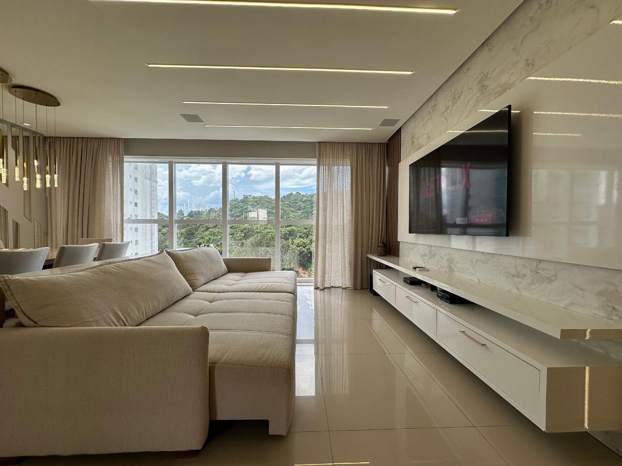 Ca02- 4 Suites| Alto Padrao| 2 Vagas Garagem *