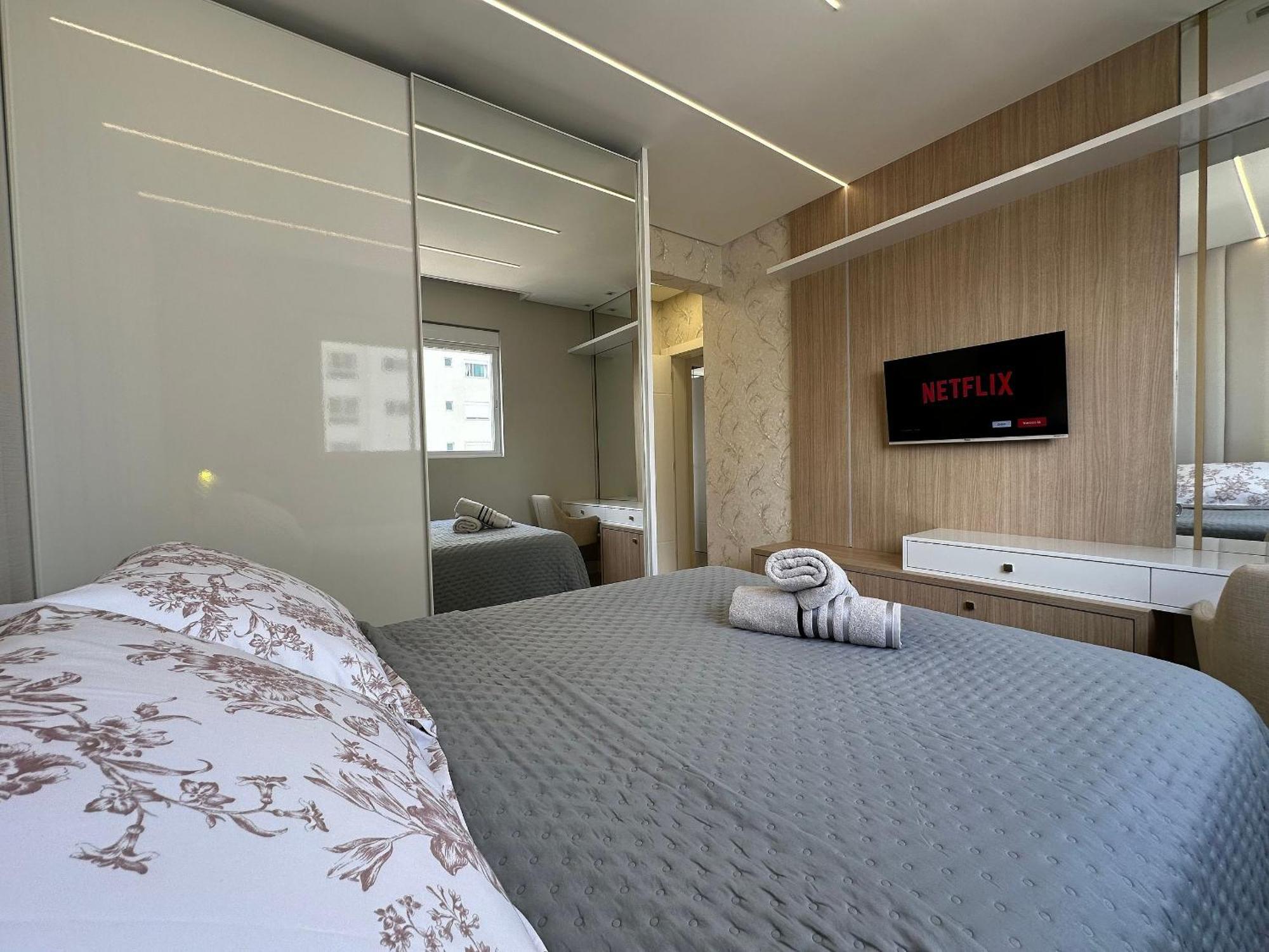Ca02- 4 Suites| Alto Padrao| 2 Vagas Garagem Apartamento